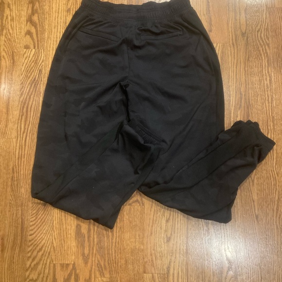 Athleta | Like New! Lined Brooklyn Camo Joggers Size 0 Bundle & Save! - Picture 6 of 6